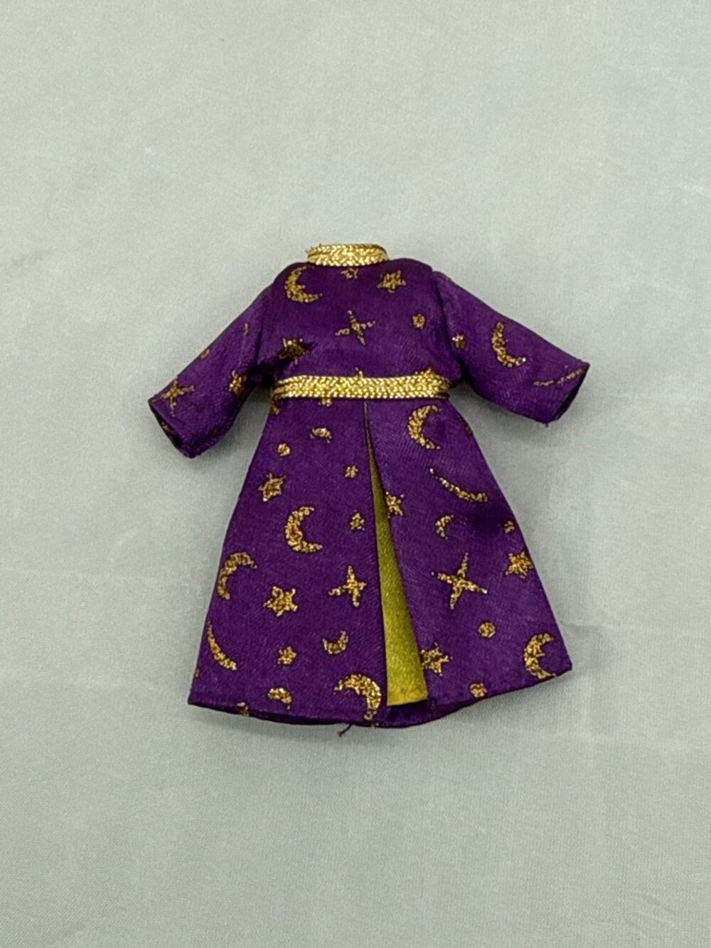 Vintage 99 Barbie Kelly Club Wizard Melody Purple Gold Star Dress Witchy Doll